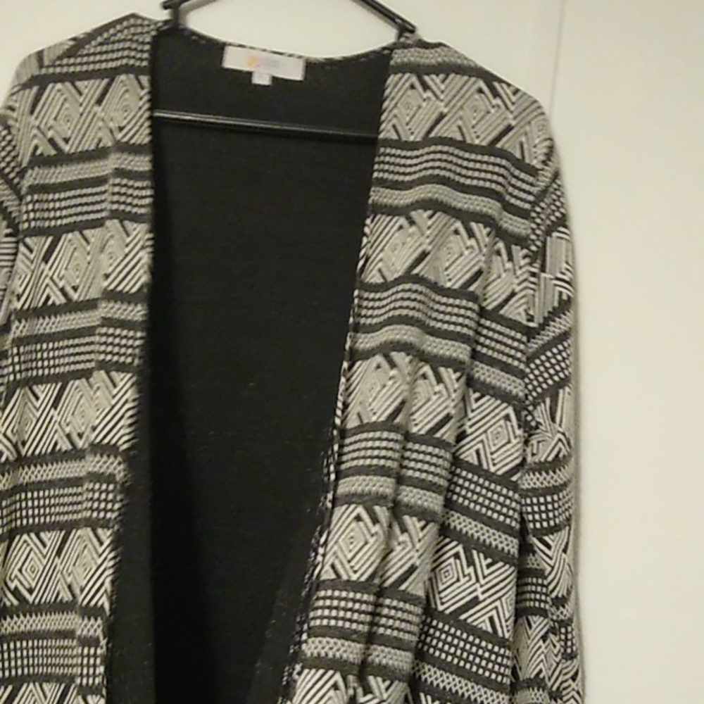 Lula roe long cardigan open front  sweater. Aztec print.